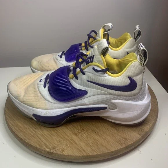 NIKE AIR ZOOM FREAK BY YOU MEN'S Size BASKETBALL Shoes Lakers Yellow  Purple